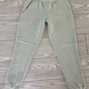 ALLSAINTS women’s sweat pants. Size: US-4. New with tags.